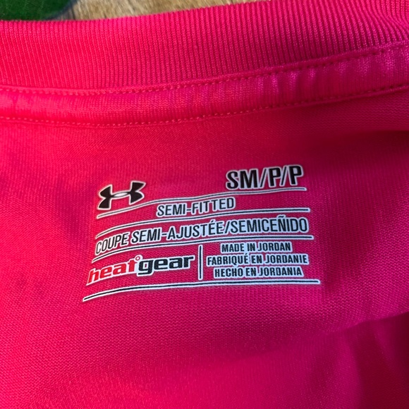 4 FOR $25⭐️ Under Armour Tee - Picture 4 of 7